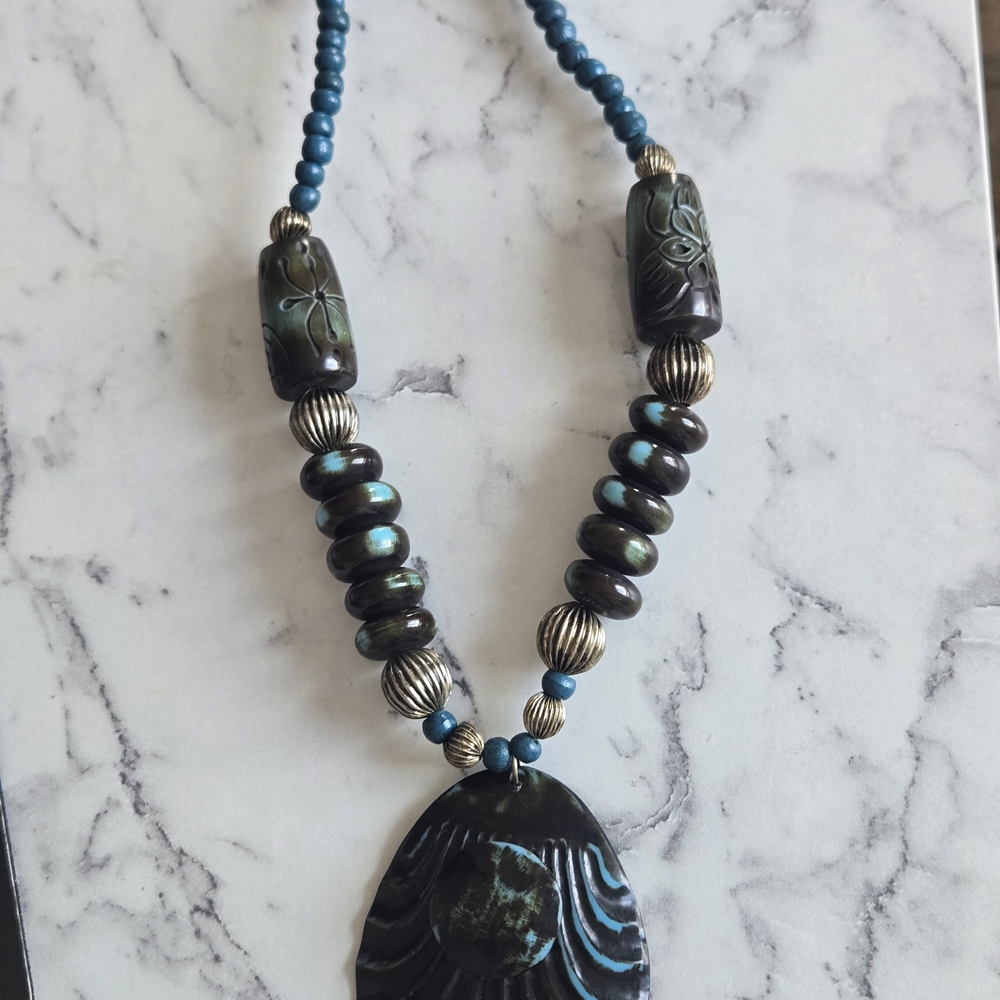 Vintage Turquoise & Silver Beaded Carved Horn Necklace Pendant